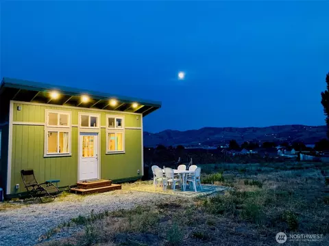 127 Hurley Ln, Manson, WA 98831
