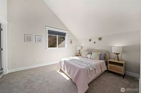 Bedroom - 11028 E Riverside Dr, Bothell, WA 98011 photo 1 of 2