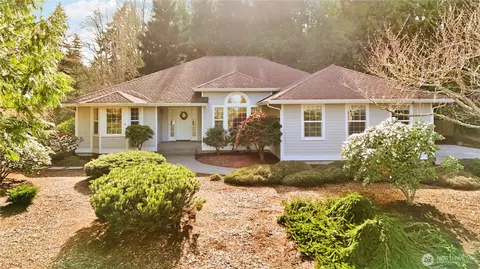 44 Forester Ln, Port Ludlow, WA 98365