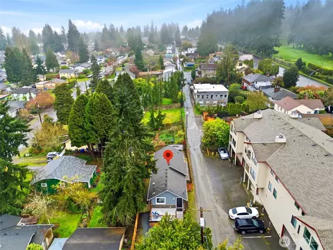 View/Area - 5302 Wetmore Ave, Everett, WA 98203 photo 2 of 6