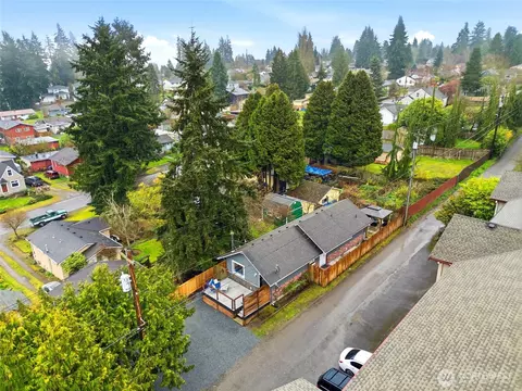 View/Area - 5302 Wetmore Ave, Everett, WA 98203 photo 1 of 6
