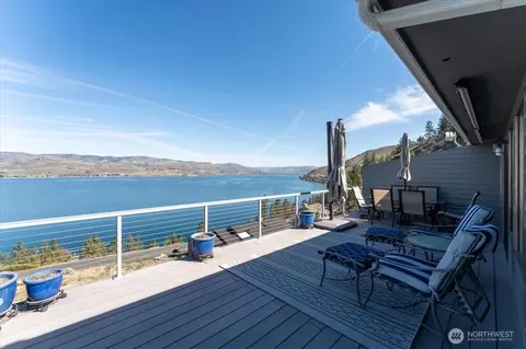 4056 Lakeveiw Pl #1-A, Chelan, WA 98816