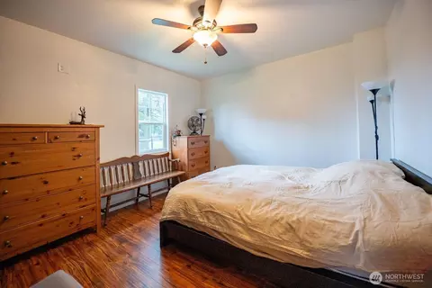 Bedroom - 3363 Wa 508, Onalaska, WA 98570 photo 1 of 3