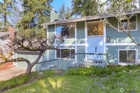 2714 Dundee Pl NW, Olympia, WA 98502