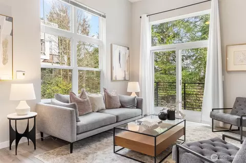 3116 164th St SW #603, Lynnwood, WA 98087