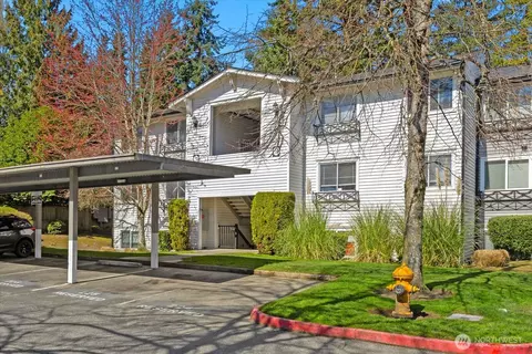 15415 35th Ave W #C301, Lynnwood, WA 98087
