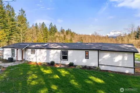 29717 118th Ave E, Graham, WA 98338