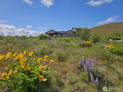 1522 Deer Valley Dr, Ellensburg, WA 98926