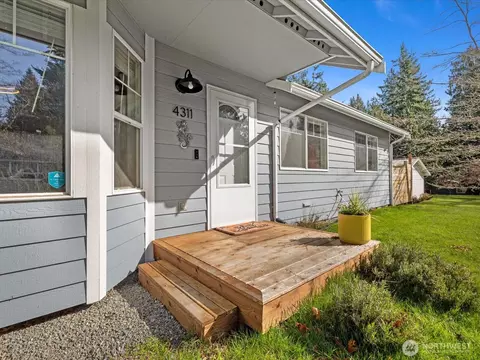 4311 Lunberg St, Langley, WA 98260