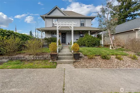 1117 S 61st St, Tacoma, WA 98408