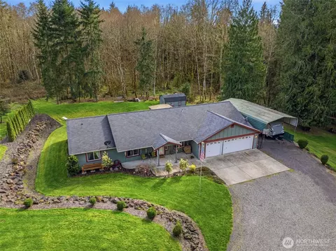 260 Trinity Dr, Castle Rock, WA 98611