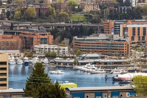 1240 5th Ave N #201, Seattle, WA 98109