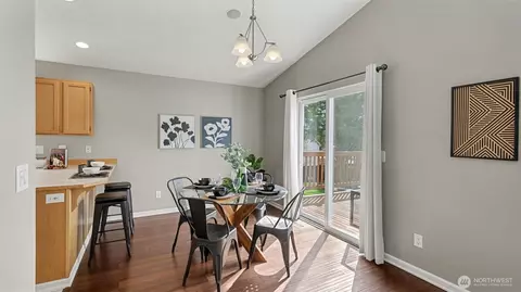 Dining - 132 76th Pl SW, Everett, WA 98203 photo 1 of 2