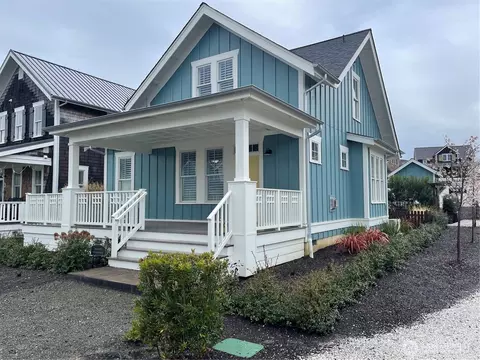 36 Barnhill Loop, Pacific Beach, WA 98571