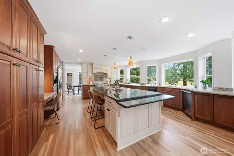 Kitchen - 1806 145th Pl SE, Mill Creek, WA 98012 photo 2 of 4