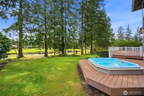 Exterior - 1806 145th Pl SE, Mill Creek, WA 98012 photo 8 of 13