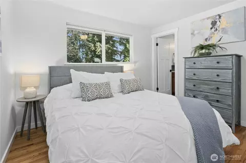 Bedroom - 24022 4th Pl W, Bothell, WA 98021 photo 1 of 4