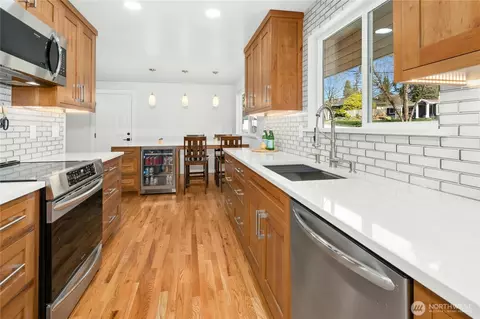 Kitchen - 24022 4th Pl W, Bothell, WA 98021 photo 2 of 6