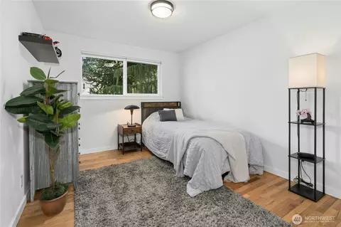 Bedroom - 24022 4th Pl W, Bothell, WA 98021 photo 3 of 4