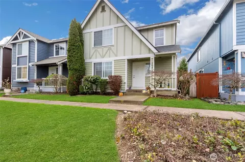 704 29th Ave SE, Puyallup, WA 98374