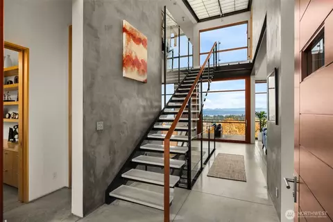 Entry Way - 1527 E Howe St, Seattle, WA 98112 photo 2 of 3