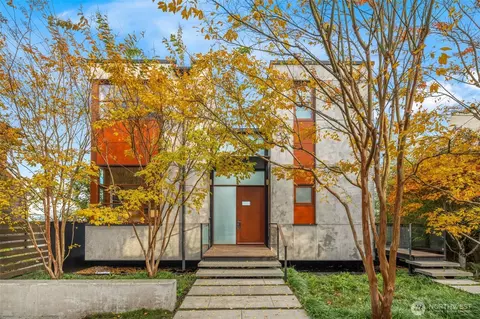 Exterior - 1527 E Howe St, Seattle, WA 98112 photo 3 of 6