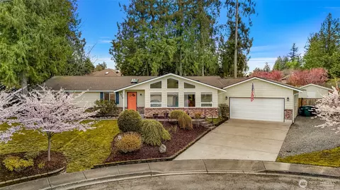 4010 Moody Pl, Mount Vernon, WA 98274