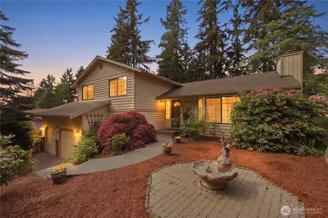 6509 182nd St SW, Lynnwood, WA 98037