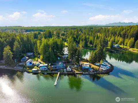 View/Area - 270 E Grapeview Point Rd, Allyn, WA 98524 photo 4 of 6