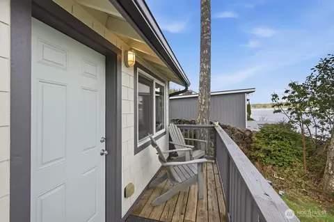 Exterior - 270 E Grapeview Point Rd, Allyn, WA 98524 photo 6 of 9