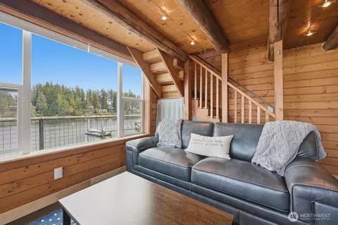 Living - 270 E Grapeview Point Rd, Allyn, WA 98524 photo 1 of 3