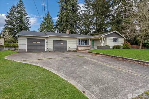 12019 Bingham Ave E, Tacoma, WA 98446