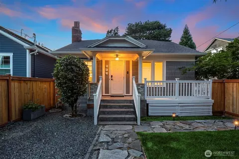 826 NE 80th St, Seattle, WA 98115