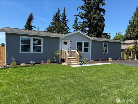18814 94th Dr NW, Stanwood, WA 98292
