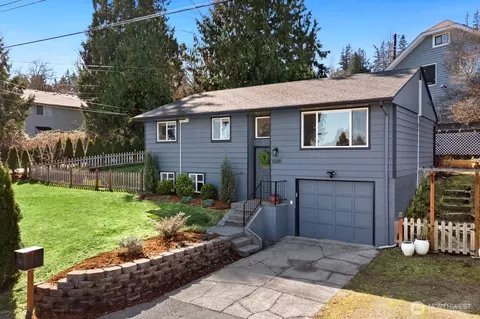 Exterior - 5320 S 4th Ave, Everett, WA 98203 photo 2 of 6