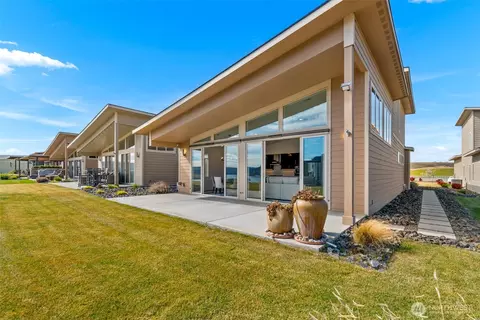 9773 Ridgeview Dr NW, Quincy, WA 98848