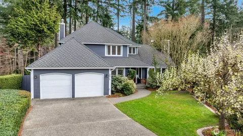 3915 245th Ct SE, Issaquah, WA 98029