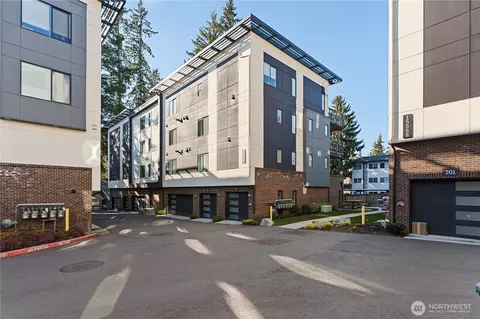 15538 NE 15th Pl #301, Bellevue, WA 98007