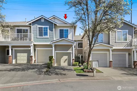 5100 Talbot Pl S #D, Renton, WA 98055