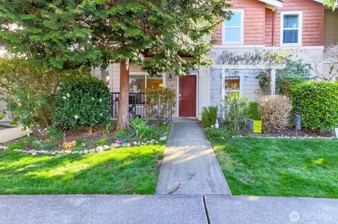 2166 Palisade Blvd #A-4, Dupont, WA 98327