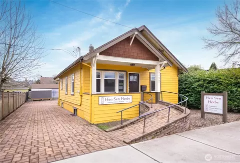 337 Park Ave N, Renton, WA 98057