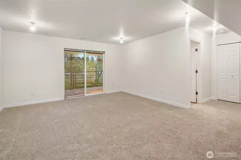 Living - 22603 53rd Ave SE, Bothell, WA 98021 photo 6 of 7