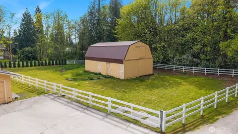 Exterior - 22603 53rd Ave SE, Bothell, WA 98021 photo 6 of 8