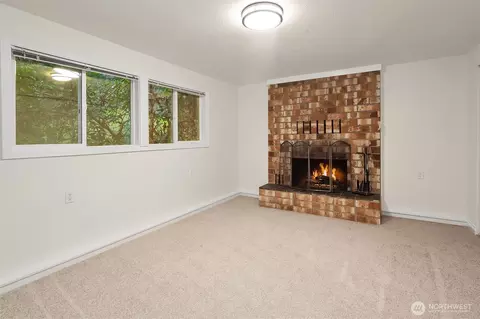 Living - 22603 53rd Ave SE, Bothell, WA 98021 photo 7 of 7