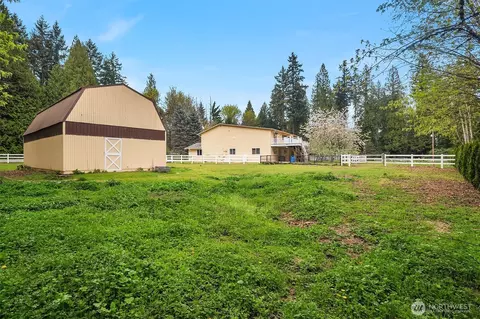 Exterior - 22603 53rd Ave SE, Bothell, WA 98021 photo 7 of 8