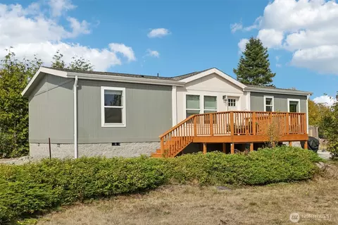 4604 Yorkshire Dr, Anacortes, WA 98221