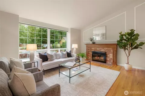 13708 175th Ct NE, Redmond, WA 98052
