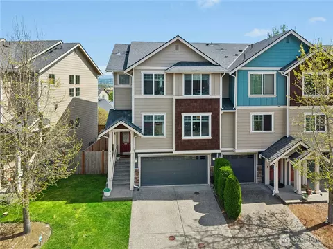 Exterior - 527 Pilchuck Path, Everett, WA 98201 photo 1 of 6