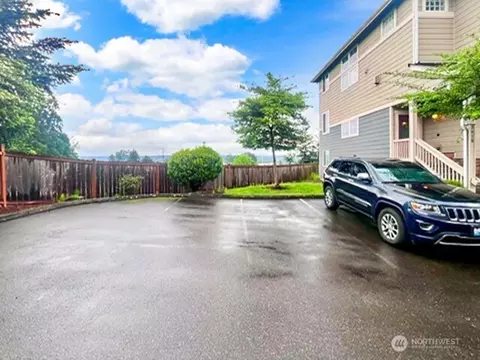Exterior - 527 Pilchuck Path, Everett, WA 98201 photo 8 of 8