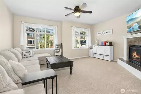 Living - 527 Pilchuck Path, Everett, WA 98201 photo 1 of 2